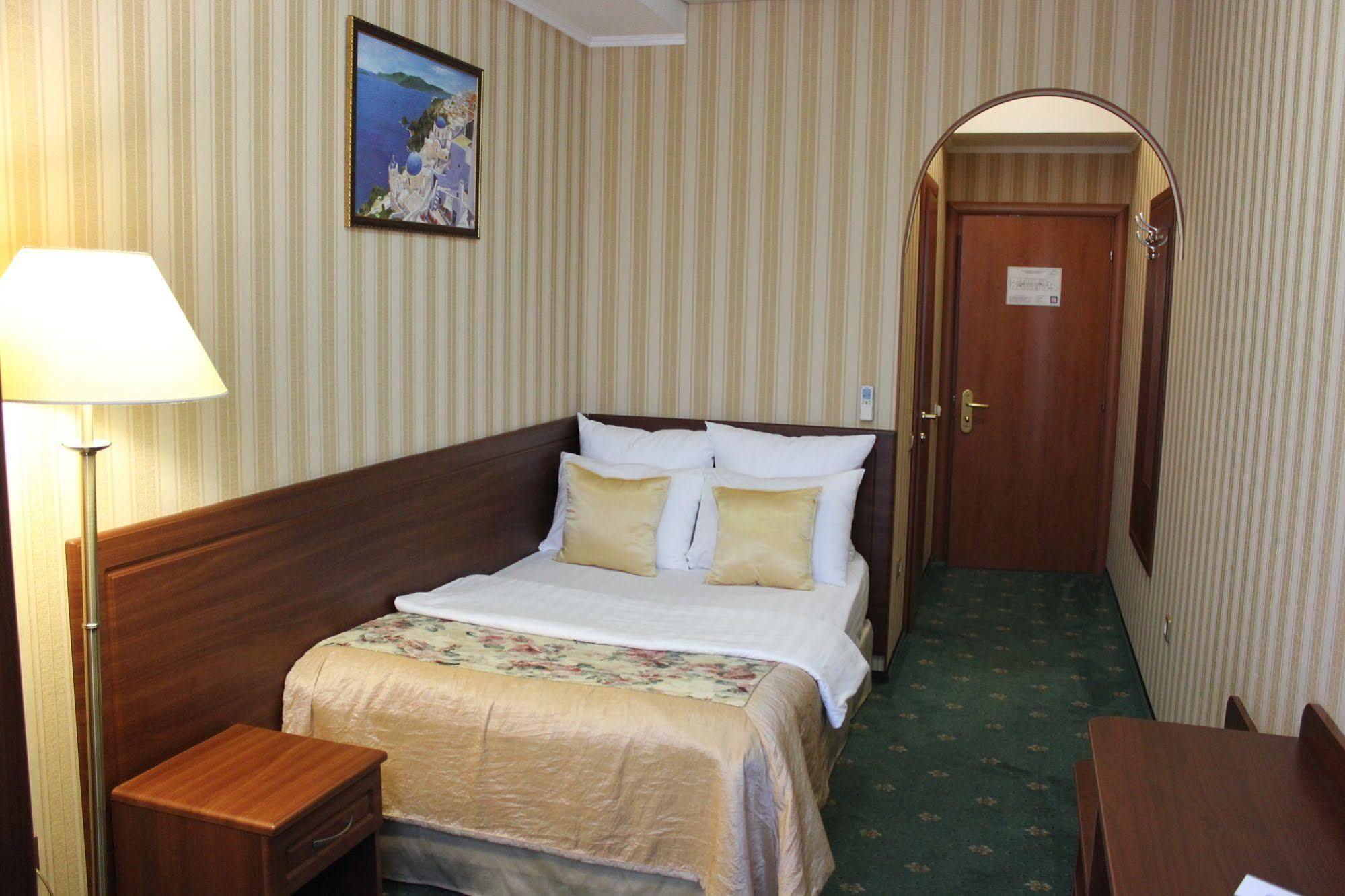 Park Hotel Stavropol Extérieur photo